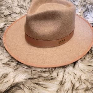 NWOT Gigi Pip hat